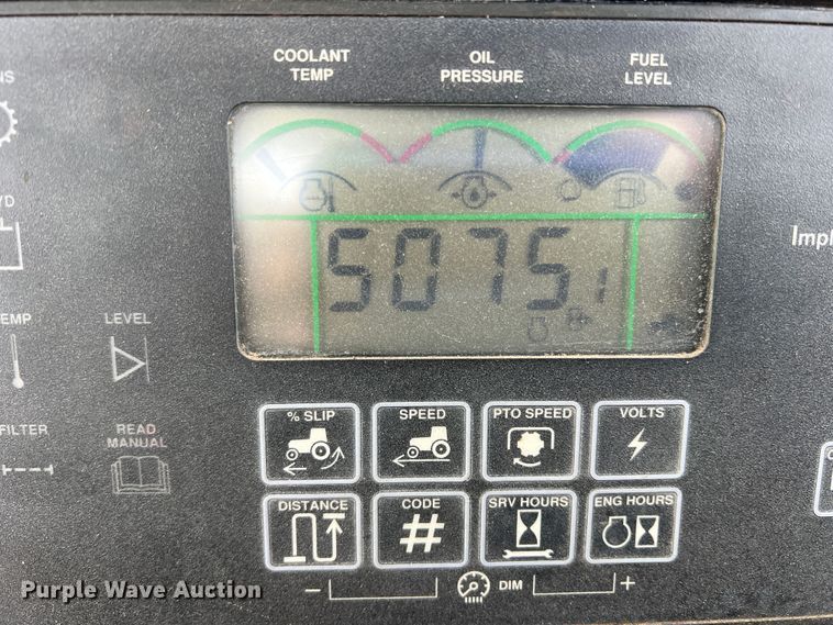 image for item DM2534 2000 John Deere 8410  MFWD tractor