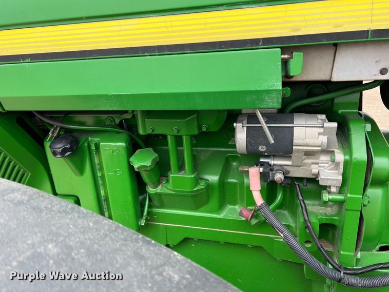 image for item DM2534 2000 John Deere 8410  MFWD tractor