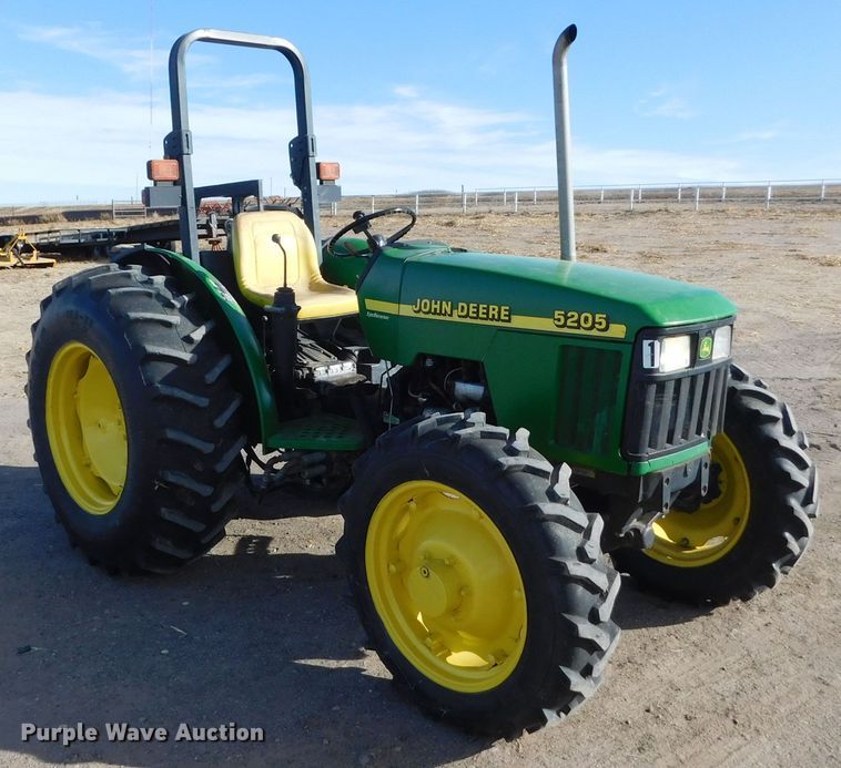 image for item DM2536 2002 John Deere 5205  MFWD tractor