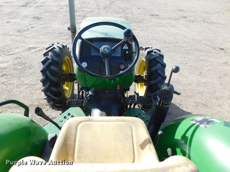 image for item DM2536 2002 John Deere 5205  MFWD tractor