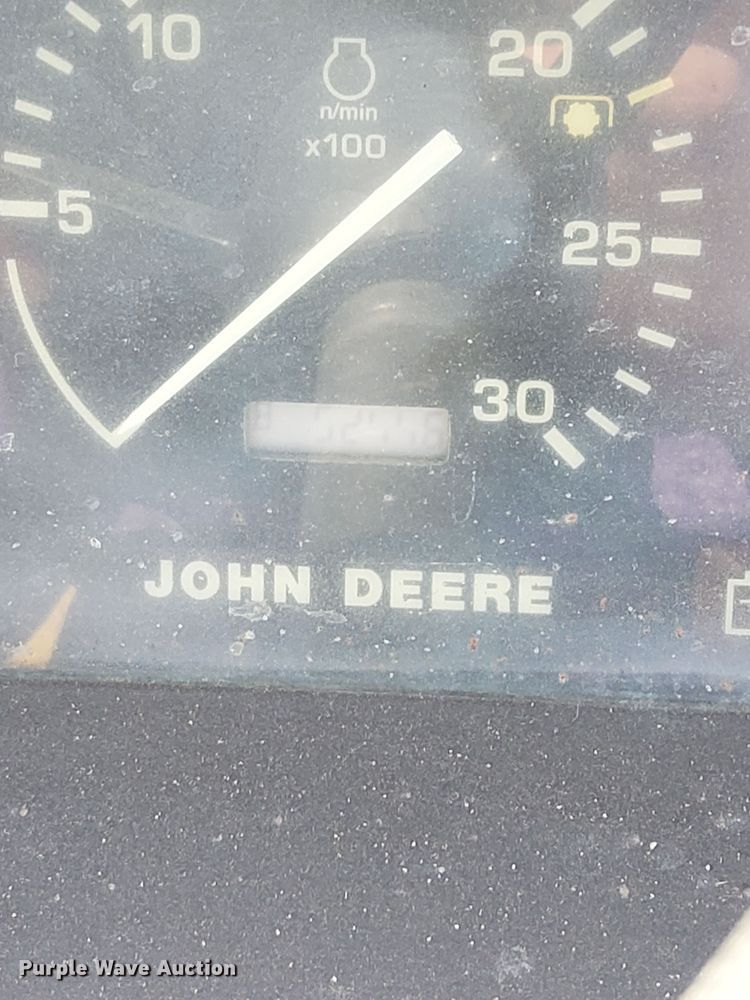 image for item DM2536 2002 John Deere 5205  MFWD tractor