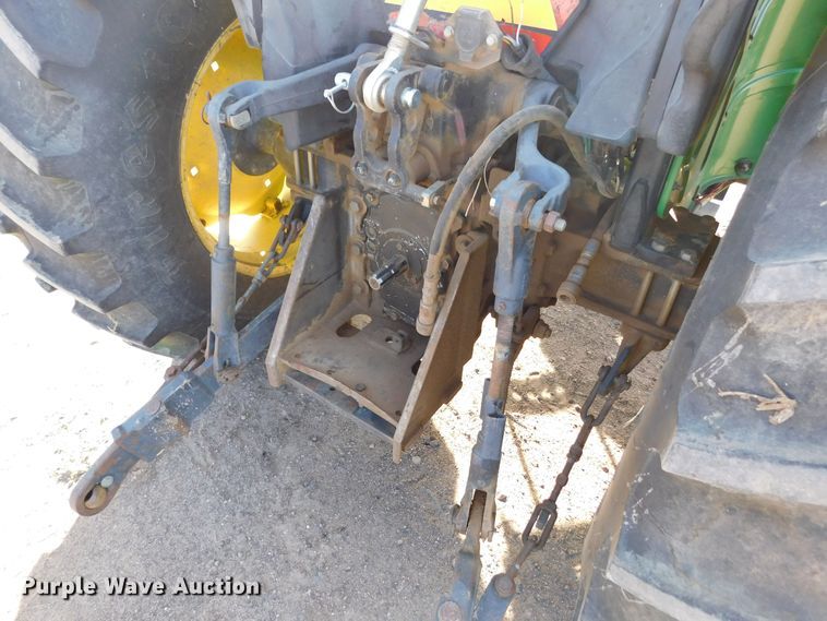 image for item DM2536 2002 John Deere 5205  MFWD tractor