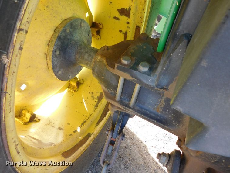 image for item DM2536 2002 John Deere 5205  MFWD tractor