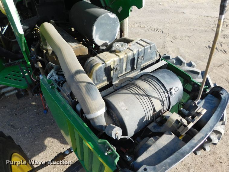 image for item DM2536 2002 John Deere 5205  MFWD tractor