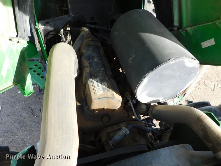 image for item DM2536 2002 John Deere 5205  MFWD tractor