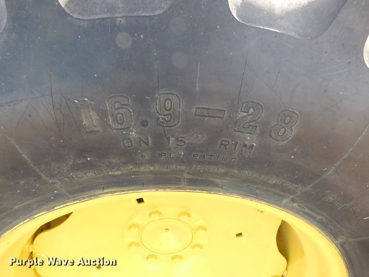 image for item DM2536 2002 John Deere 5205  MFWD tractor