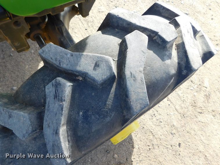 image for item DM2536 2002 John Deere 5205  MFWD tractor