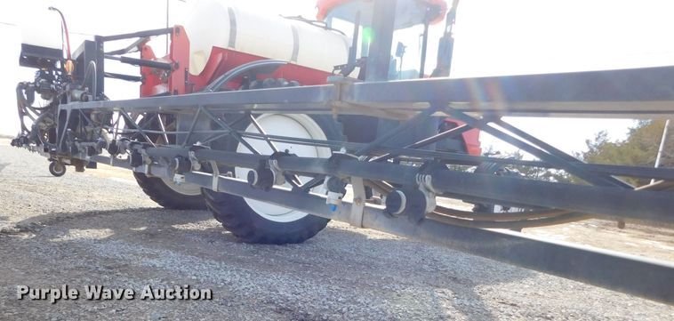 image for item DM2541 2007 Apache AS710  sprayer