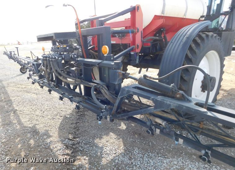 image for item DM2541 2007 Apache AS710  sprayer