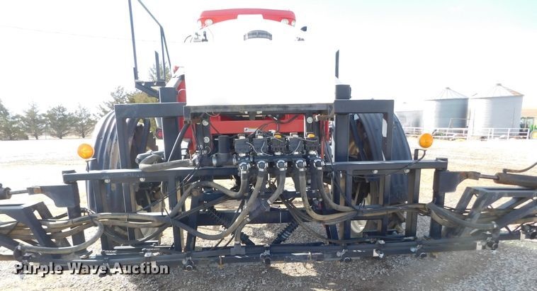 image for item DM2541 2007 Apache AS710  sprayer