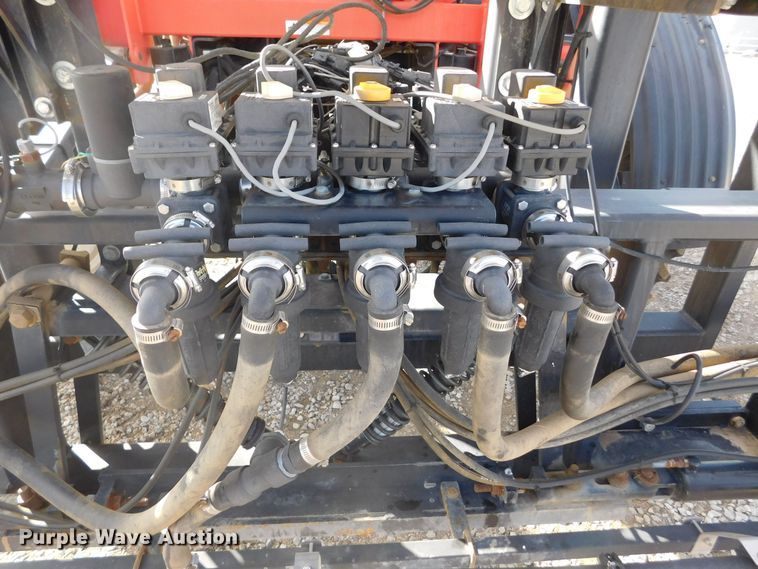 image for item DM2541 2007 Apache AS710  sprayer