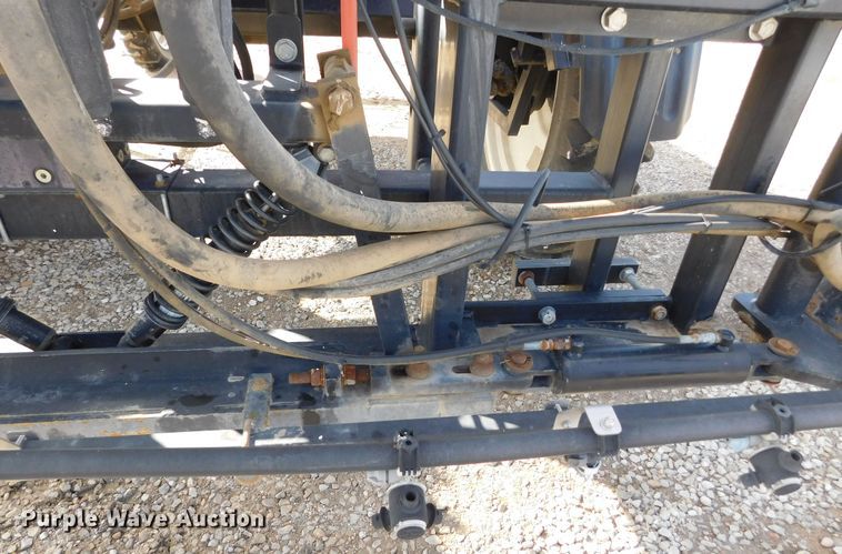 image for item DM2541 2007 Apache AS710  sprayer