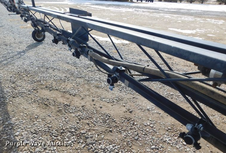 image for item DM2541 2007 Apache AS710  sprayer