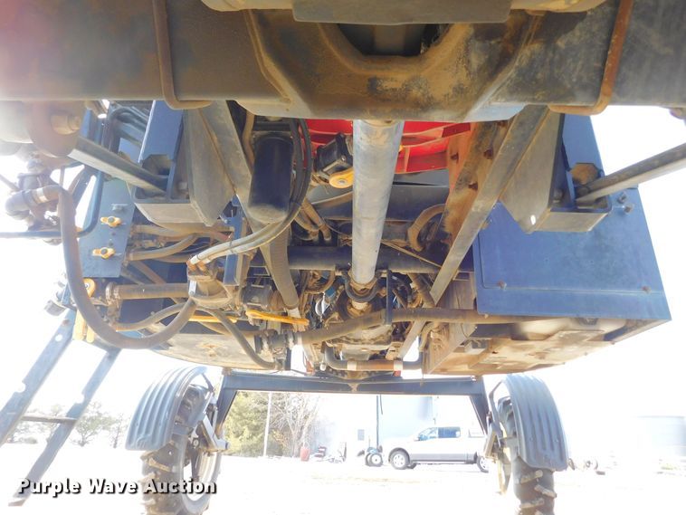 image for item DM2541 2007 Apache AS710  sprayer