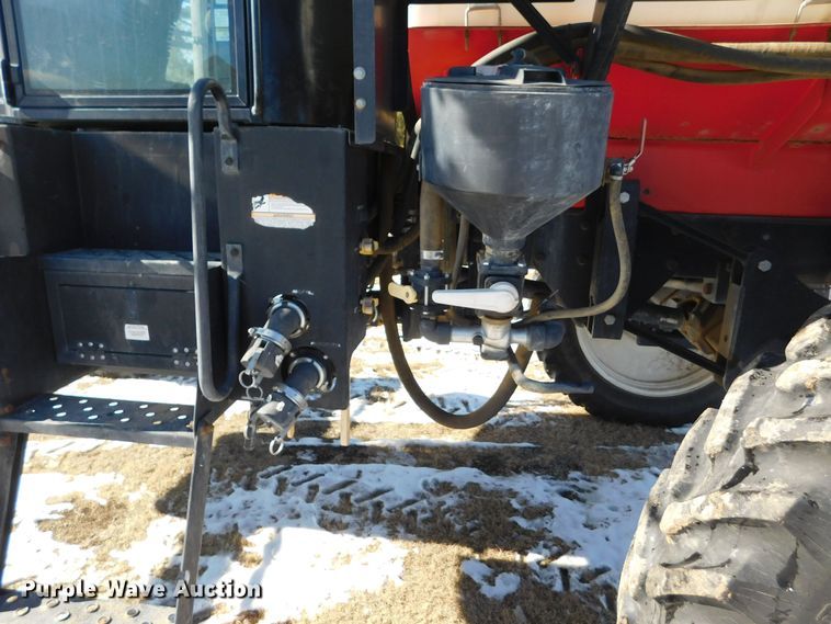 image for item DM2541 2007 Apache AS710  sprayer