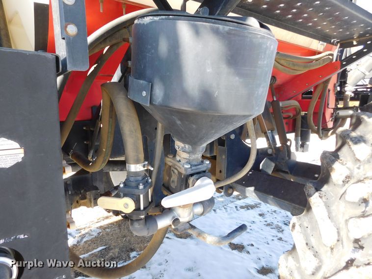 image for item DM2541 2007 Apache AS710  sprayer