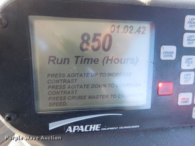 image for item DM2541 2007 Apache AS710  sprayer