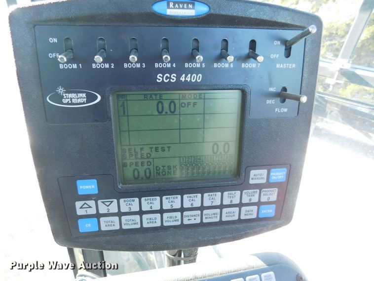 image for item DM2541 2007 Apache AS710  sprayer