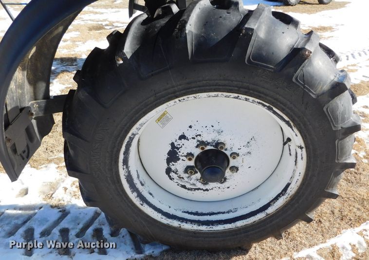 image for item DM2541 2007 Apache AS710  sprayer