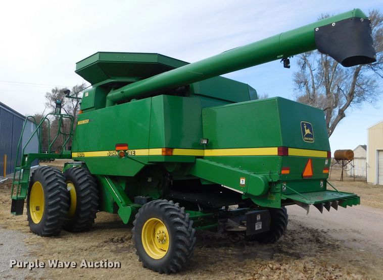 image for item DM2542 1999 John Deere 9610  combine