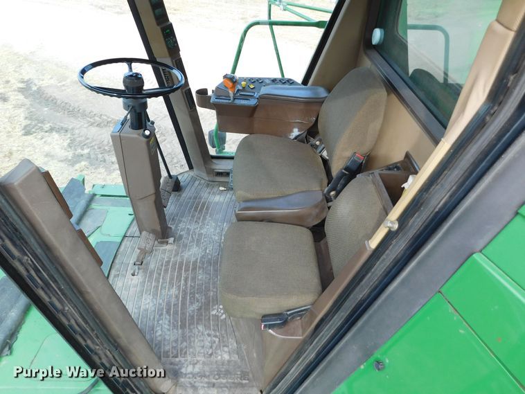 image for item DM2542 1999 John Deere 9610  combine