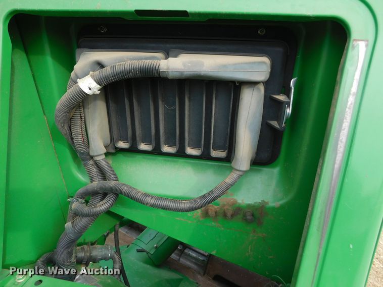 image for item DM2542 1999 John Deere 9610  combine