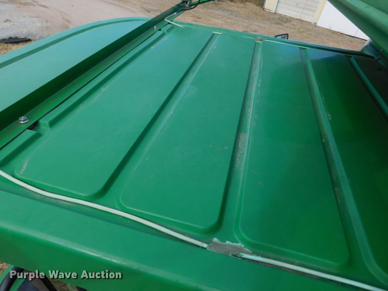 image for item DM2542 1999 John Deere 9610  combine