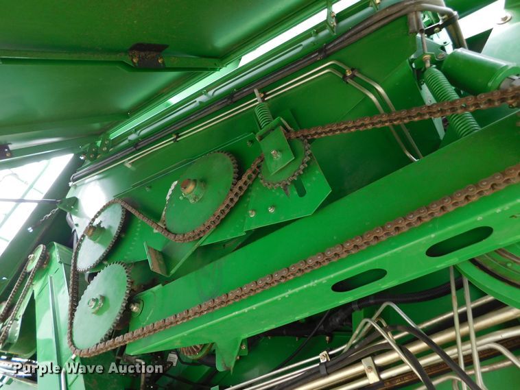 image for item DM2542 1999 John Deere 9610  combine