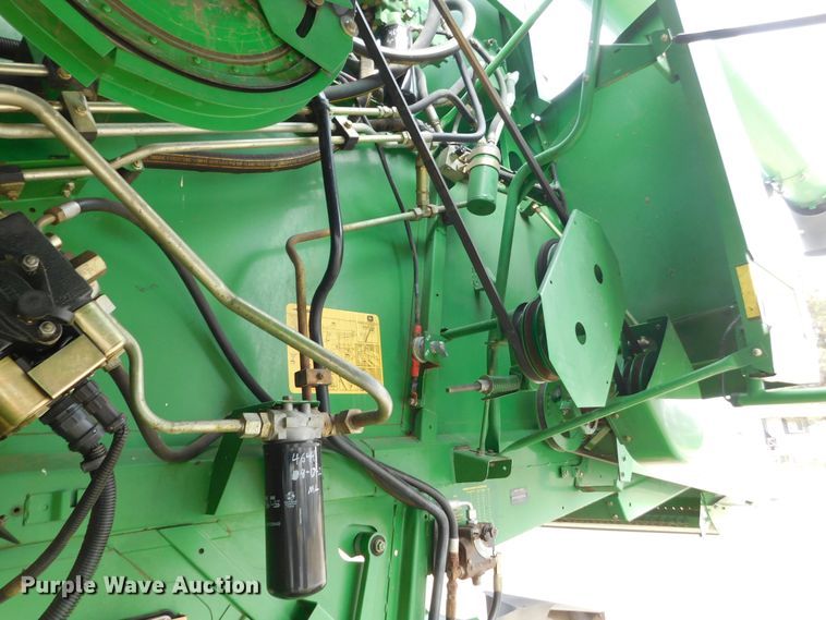 image for item DM2542 1999 John Deere 9610  combine