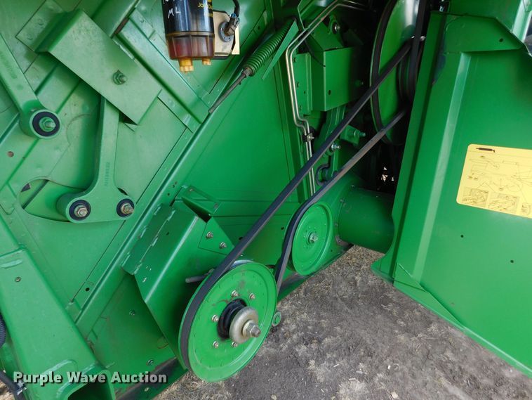 image for item DM2542 1999 John Deere 9610  combine