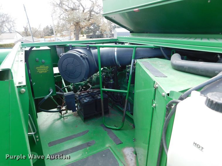 image for item DM2542 1999 John Deere 9610  combine