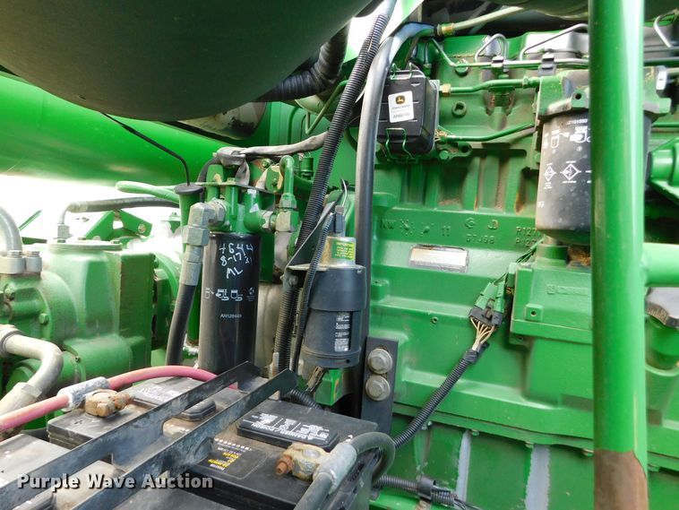 image for item DM2542 1999 John Deere 9610  combine