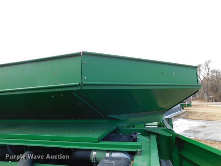 image for item DM2542 1999 John Deere 9610  combine