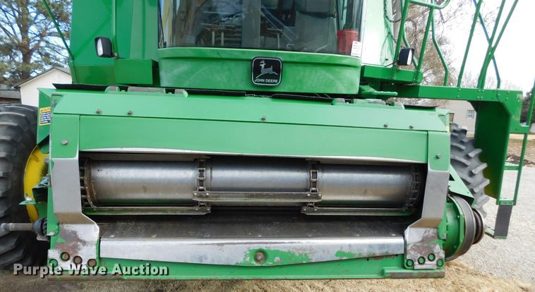 image for item DM2542 1999 John Deere 9610  combine