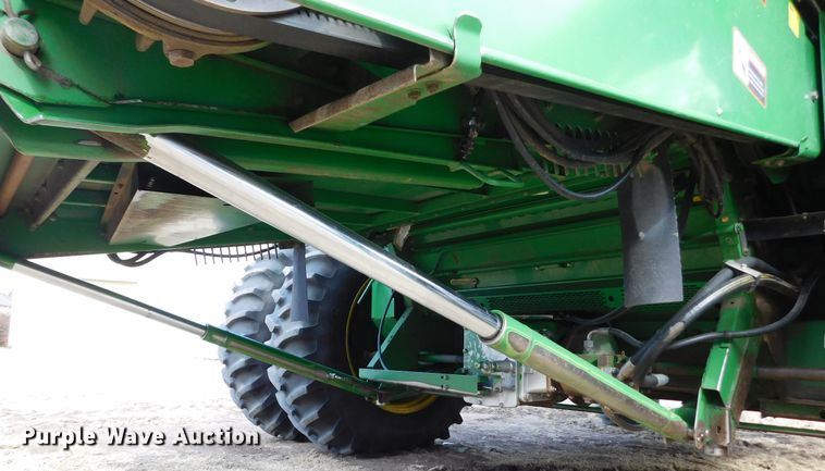 image for item DM2542 1999 John Deere 9610  combine