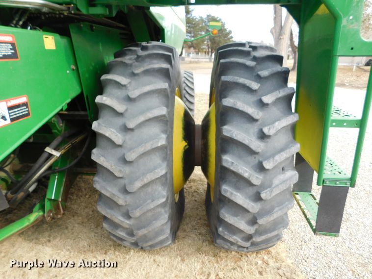image for item DM2542 1999 John Deere 9610  combine