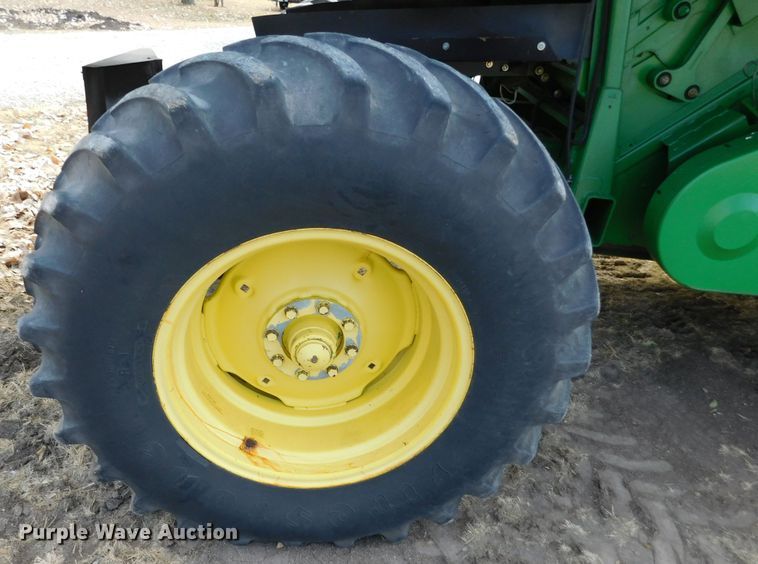 image for item DM2542 1999 John Deere 9610  combine
