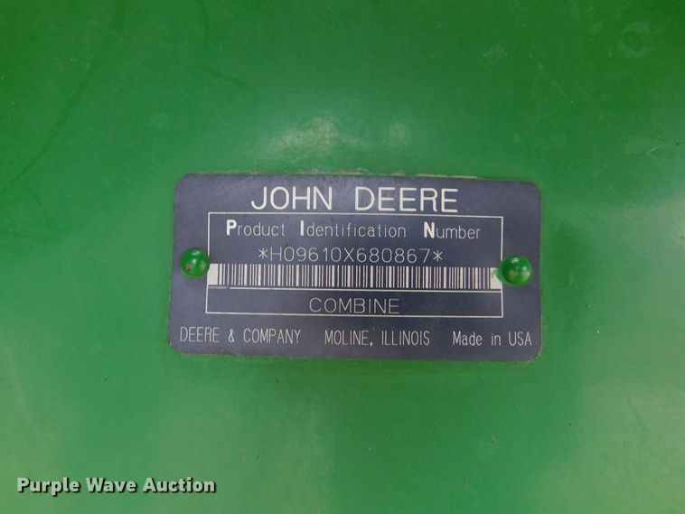 image for item DM2542 1999 John Deere 9610  combine