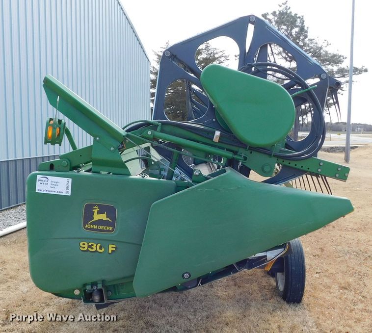 image for item DM2543 2000 John Deere 930F  flex head