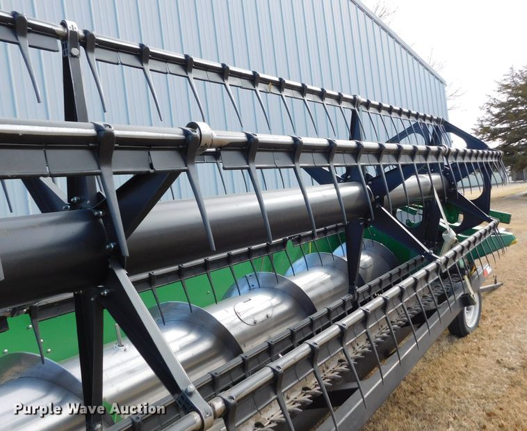 image for item DM2543 2000 John Deere 930F  flex head