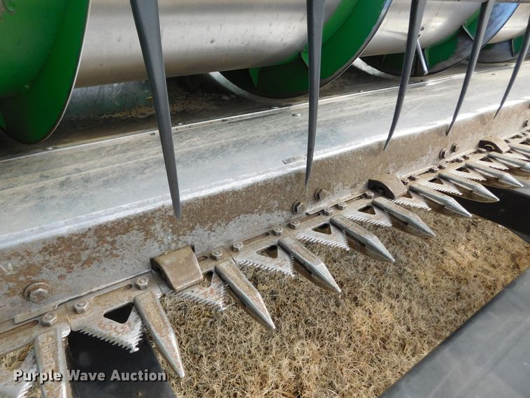 image for item DM2543 2000 John Deere 930F  flex head