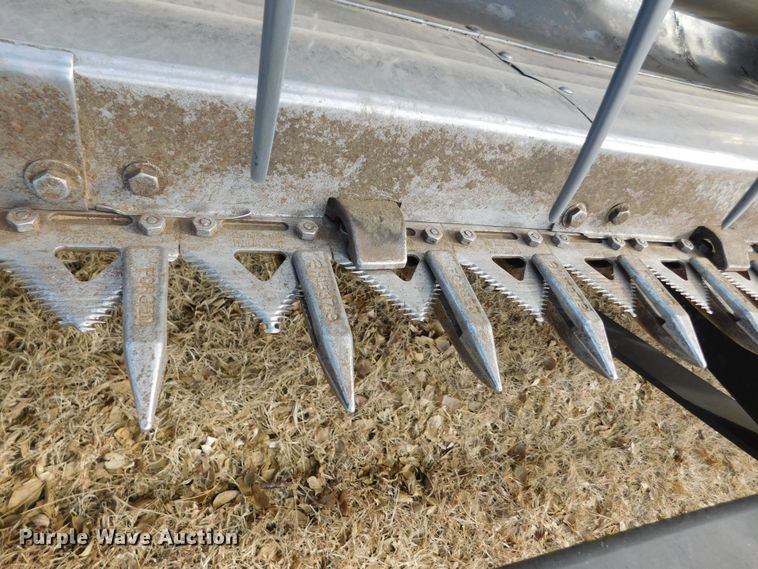 image for item DM2543 2000 John Deere 930F  flex head