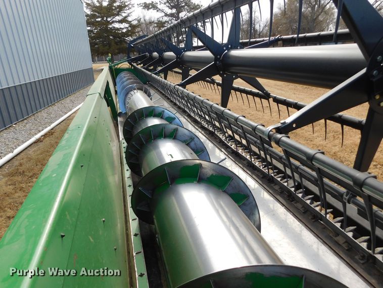 image for item DM2543 2000 John Deere 930F  flex head