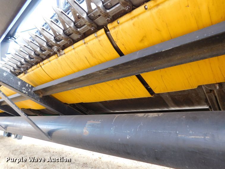 image for item DM2543 2000 John Deere 930F  flex head