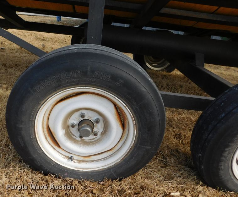 image for item DM2543 2000 John Deere 930F  flex head