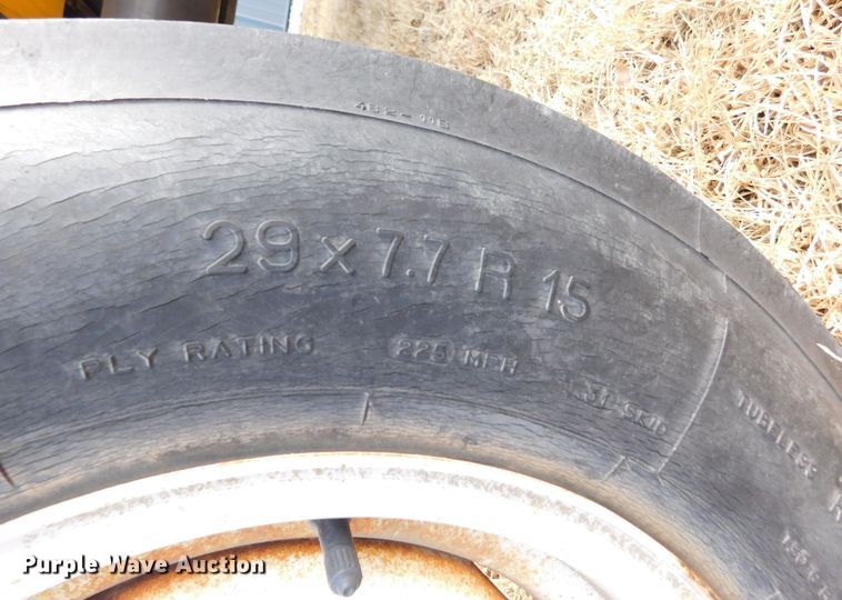 image for item DM2543 2000 John Deere 930F  flex head