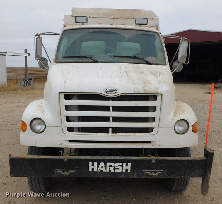 image for item DM2546 1999 Sterling L-Line  feed mixer truck