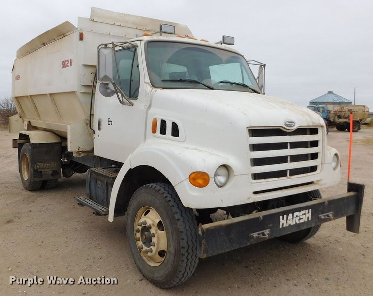 image for item DM2546 1999 Sterling L-Line  feed mixer truck