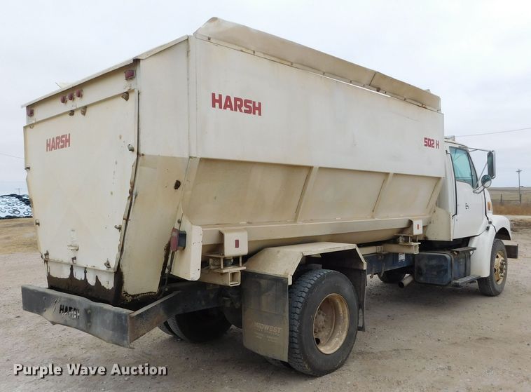 image for item DM2546 1999 Sterling L-Line  feed mixer truck