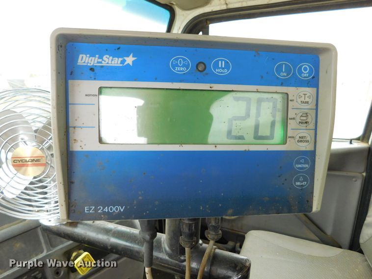 image for item DM2546 1999 Sterling L-Line  feed mixer truck